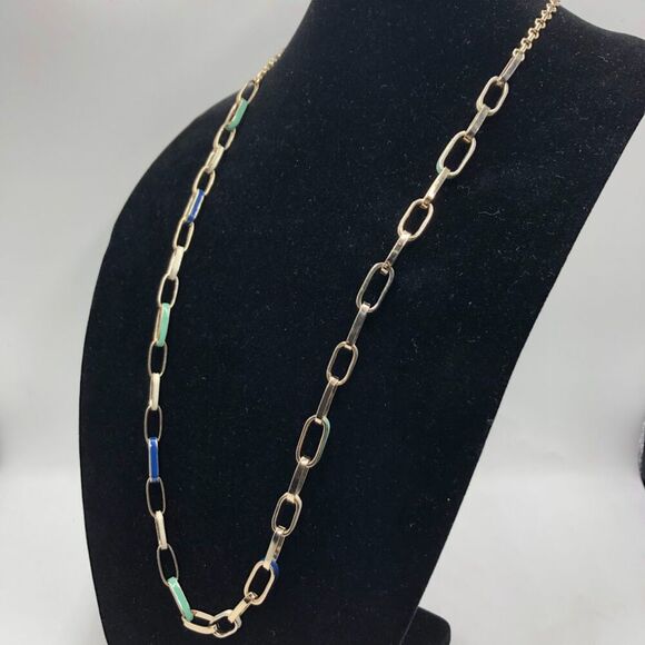 Vintage Banana Republic Women's Signed Silvertone Long Loop Chain Necklace - Picture 4 of 9